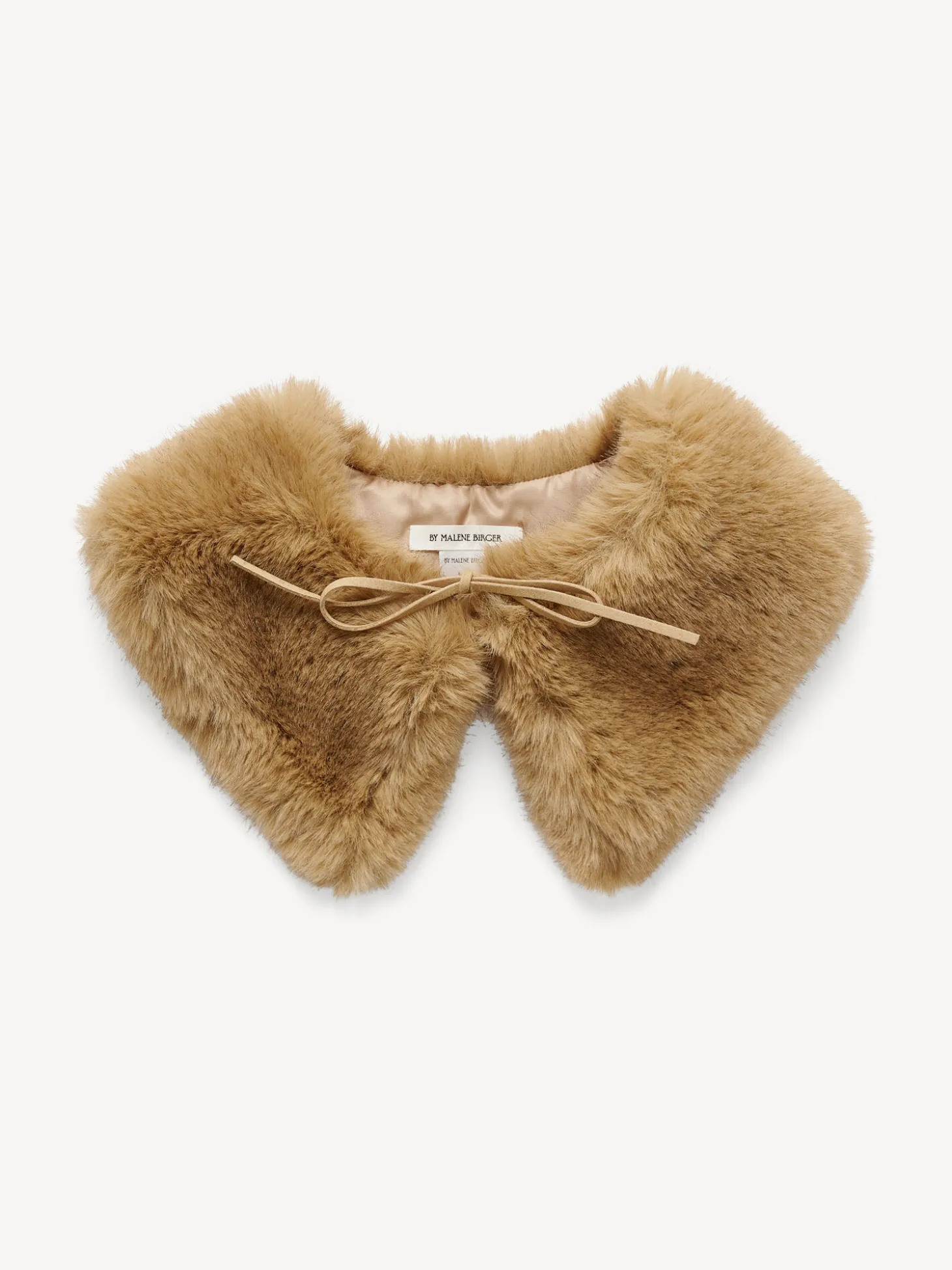 By Malene Birger Cowie Kunstpelzkrage^ Schals