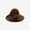 By Malene Birger Lailo Lammfellhut^ Hats & Gloves