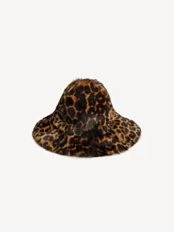 By Malene Birger Lailo Lammfellhut^ Hats & Gloves