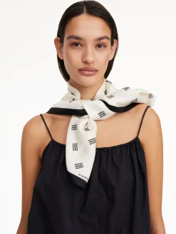 By Malene Birger Monnas Schal aus Seide^ Schals